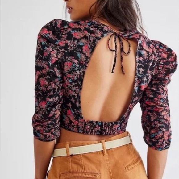 Free People corset style puff sleeve floral open back top. Size small - Picture 2 of 7